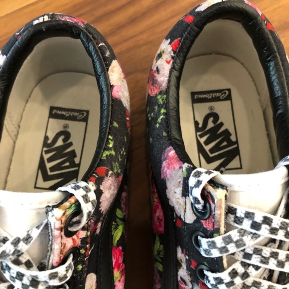 Vans- customs - Picture 12 of 14